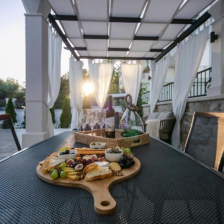 Villa Bante - Luxury Stone House คาชเตลา ภายนอก รูปภาพ