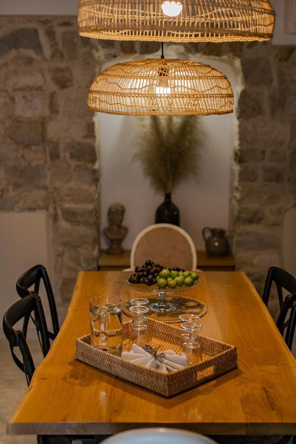 Villa Bante - Luxury Stone House คาชเตลา ภายนอก รูปภาพ