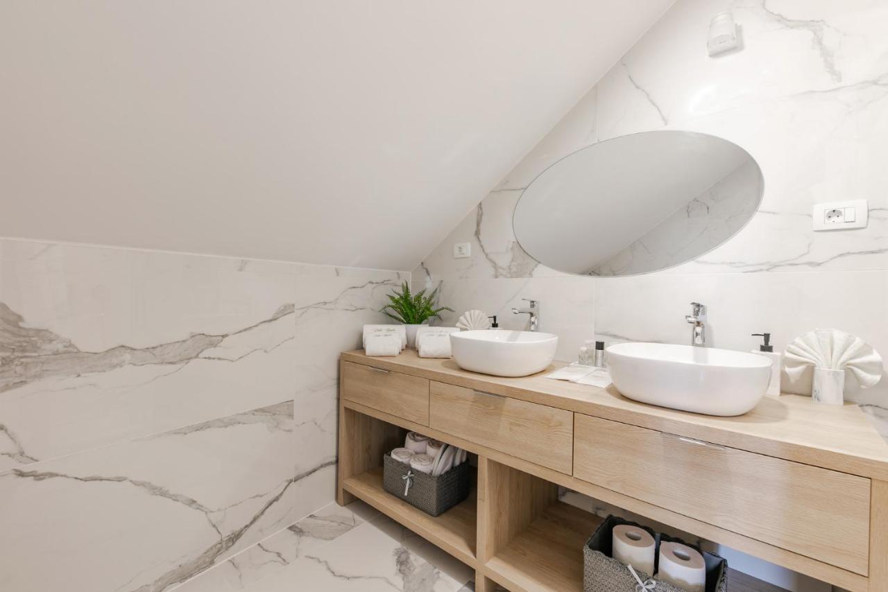 Villa Bante - Luxury Stone House คาชเตลา ภายนอก รูปภาพ